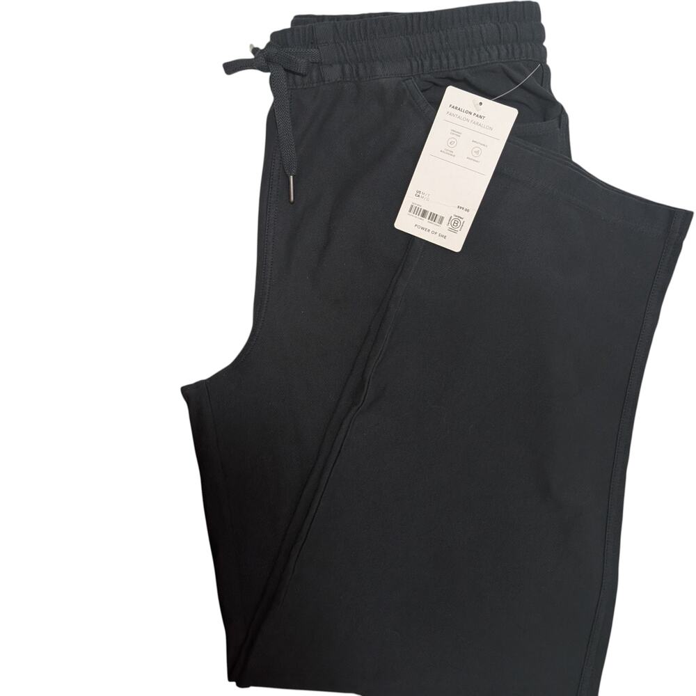 Athleta Farallon medium tall black pants semi fitted straight leg natural waist